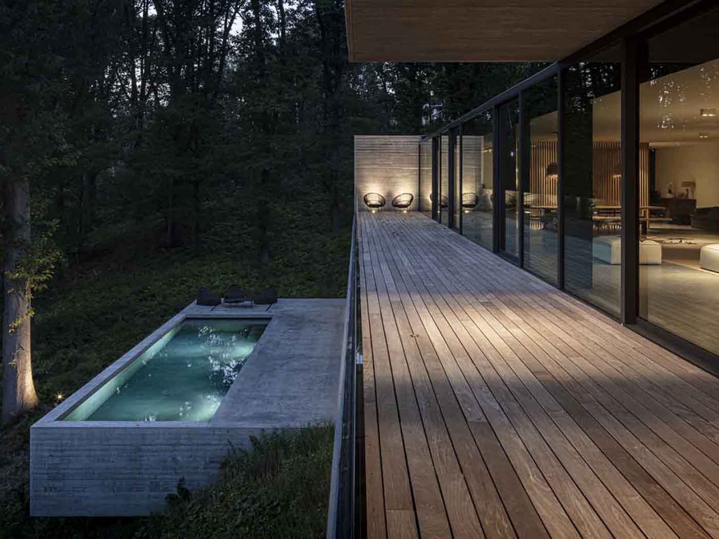 Houten terras aanleggen met Timber Projects - Dakterras met glazen balustrade - ipe b-fix timberprojects Keerbergen